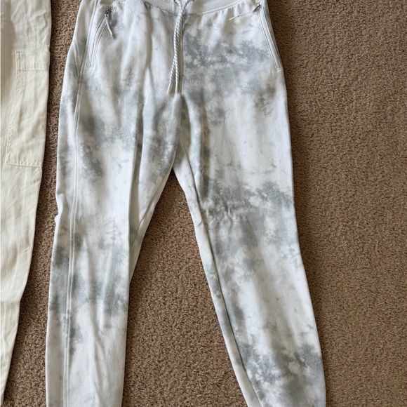 Pants - Picture 4 of 6